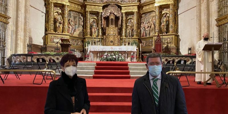 Maribel Bringas y César Rico en la apertura del Año Jubilar de la Catedral de Burgos