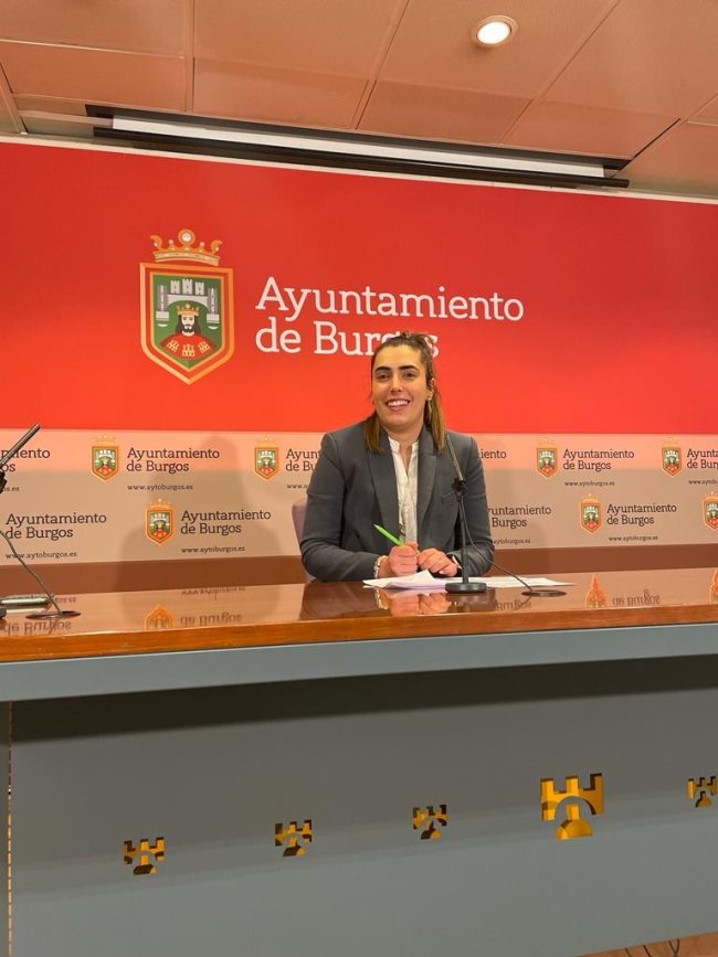 RUEDA DE PRENSA PRESIDENTA GERENCIA DE SERVICIOS SOCIALES DEL AYUNTAMIENTO Dicho acuerdo prevé, sin tener en cuenta las adendas que puedan originarse en este periodo, un importe de 32,7 millones de euros,