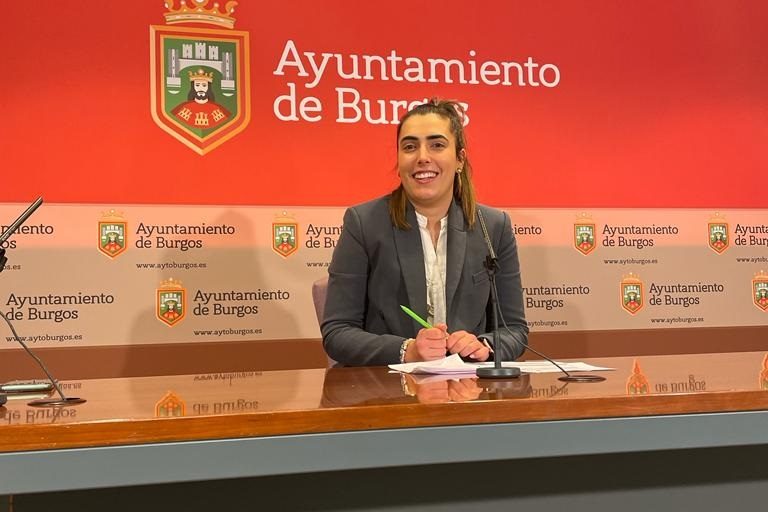 RUEDA DE PRENSA PRESIDENTA GERENCIA DE SERVICIOS SOCIALES DEL AYUNTAMIENTO Dicho acuerdo prevé, sin tener en cuenta las adendas que puedan originarse en este periodo, un importe de 32,7 millones de euros,