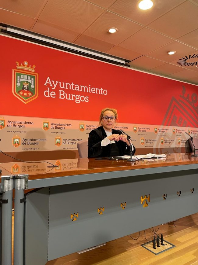 RUEDA DE PRENSA DE LA CONCEJALA DE PERSONAL El traslado del ‘mini Ayuntamiento’ de Gamonal a las dependencias de la calle Sonsoles Ballvé se produce para mejorar sustancialmente las condiciones de trabajo de los funcionarios destinados al edificio de la BAC del pueblo antiguo y el servicio que se presta a los ciudadanos.