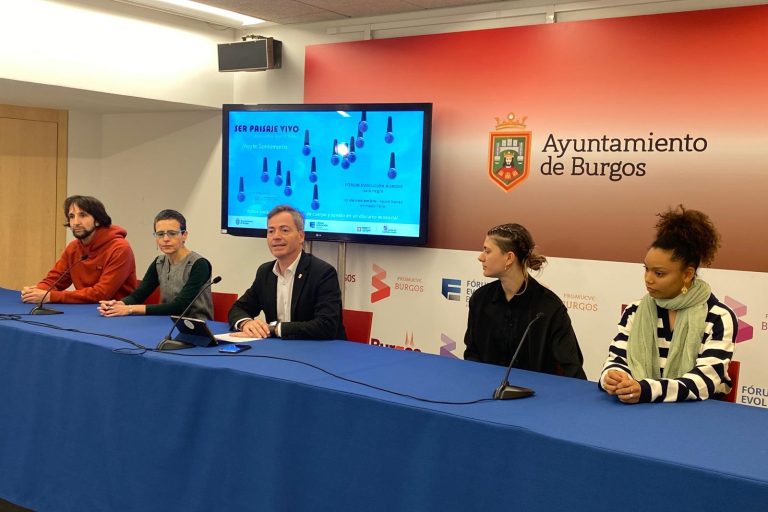 rueda de prensa presentación proyecto de Mayte Santamaría